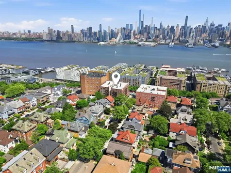 883 E Boulevard Weehawken NJ 07086