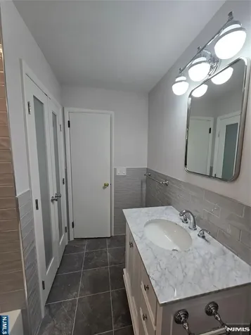639 Oakdene Avenue Ridgefield NJ 07657