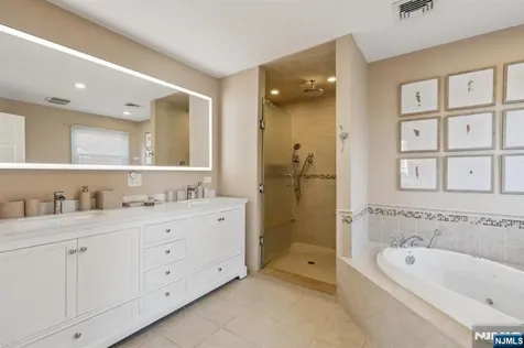 28 George Street Saddle Brook NJ 07663