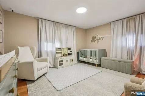 28 George Street Saddle Brook NJ 07663