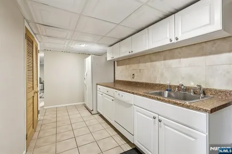 28 George Street Saddle Brook NJ 07663