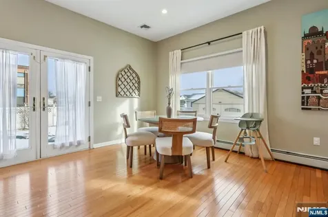 28 George Street Saddle Brook NJ 07663