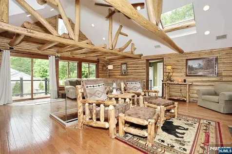 5 Longview Lane Ringwood NJ 07456