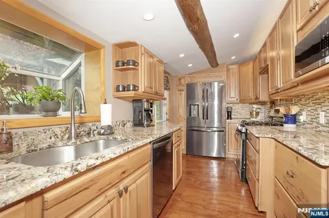 5 Longview Lane Ringwood NJ 07456