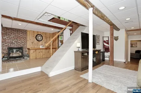 5 Longview Lane Ringwood NJ 07456