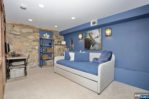 5 Longview Lane Ringwood NJ 07456