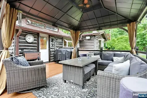 5 Longview Lane Ringwood NJ 07456