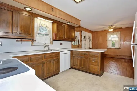 200 Watchung Drive Hawthorne NJ 07506