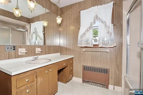 200 Watchung Drive Hawthorne NJ 07506