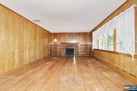 200 Watchung Drive Hawthorne NJ 07506