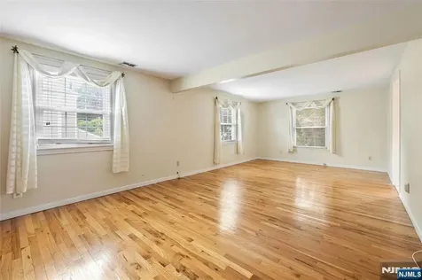 26 Fischer Avenue Nutley NJ 07110
