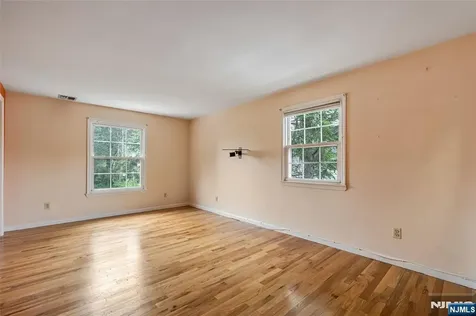 26 Fischer Avenue Nutley NJ 07110