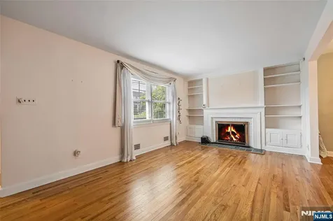 26 Fischer Avenue Nutley NJ 07110