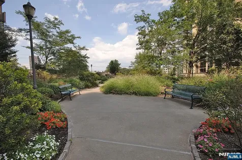 300 Winston Drive Cliffside Park NJ 07010