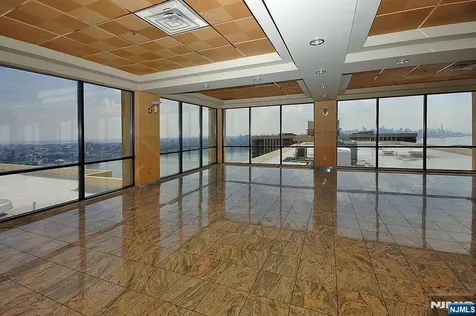 300 Winston Drive Cliffside Park NJ 07010