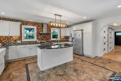 740 River Road Teaneck NJ 07666