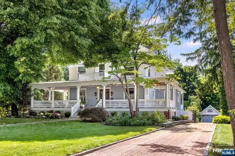 380 Ridgewood Avenue Glen Ridge NJ 07028