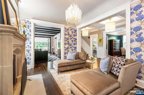 380 Ridgewood Avenue Glen Ridge NJ 07028