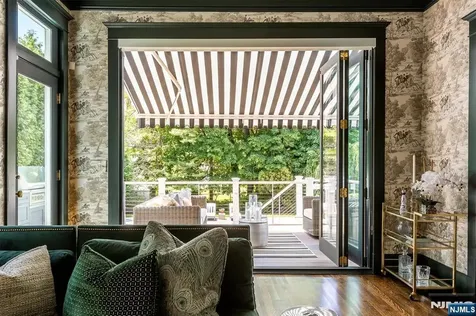 380 Ridgewood Avenue Glen Ridge NJ 07028