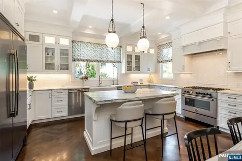 380 Ridgewood Avenue Glen Ridge NJ 07028