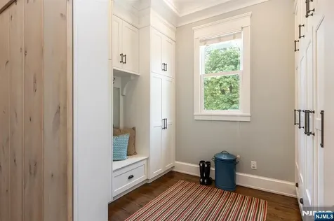 380 Ridgewood Avenue Glen Ridge NJ 07028