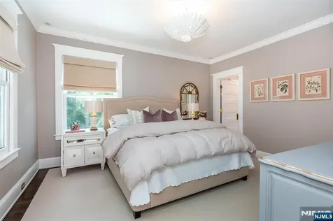 380 Ridgewood Avenue Glen Ridge NJ 07028