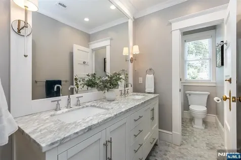 380 Ridgewood Avenue Glen Ridge NJ 07028