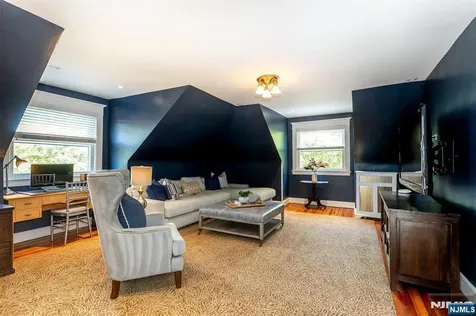 380 Ridgewood Avenue Glen Ridge NJ 07028