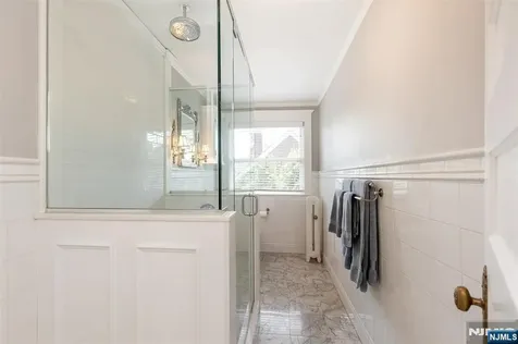 380 Ridgewood Avenue Glen Ridge NJ 07028