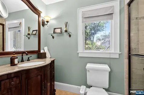 158 Vreeland Avenue Rutherford NJ 07070