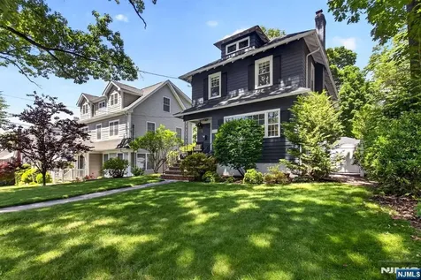 158 Vreeland Avenue Rutherford NJ 07070