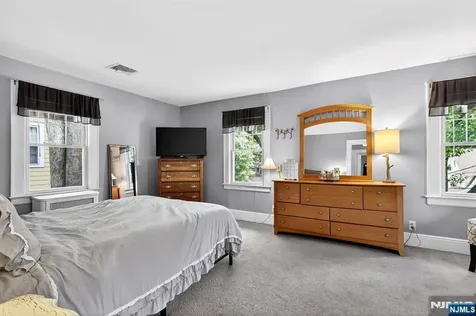 158 Vreeland Avenue Rutherford NJ 07070