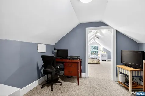 158 Vreeland Avenue Rutherford NJ 07070