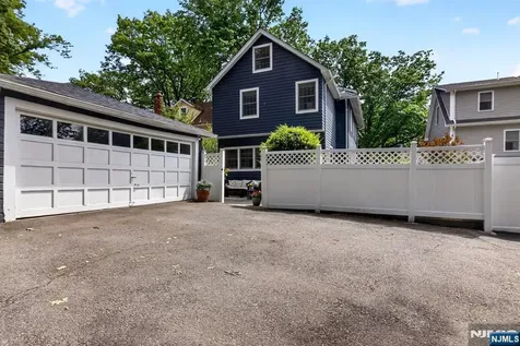 158 Vreeland Avenue Rutherford NJ 07070