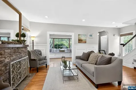 158 Vreeland Avenue Rutherford NJ 07070
