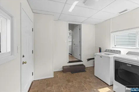 29 Graham Terrace Saddle Brook NJ 07663