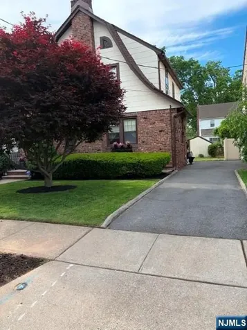 12 Ferncliff Road Bloomfield NJ 07003
