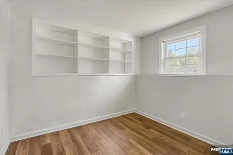 32 Brantwood Place Clifton NJ 07013