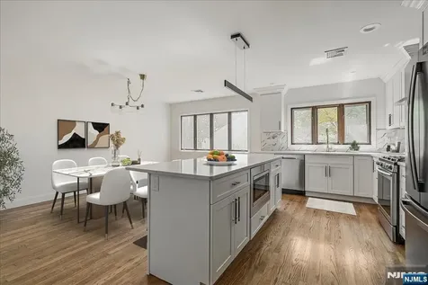 32 Brantwood Place Clifton NJ 07013