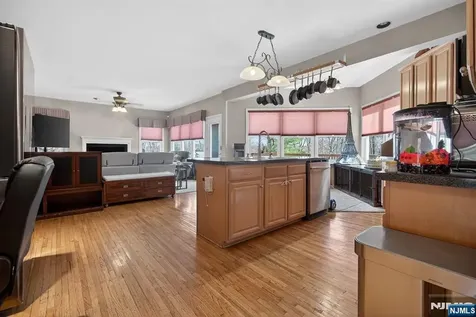 15 Hidden Valley Road Newton NJ 07860