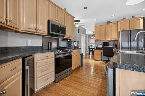 15 Hidden Valley Road Newton NJ 07860