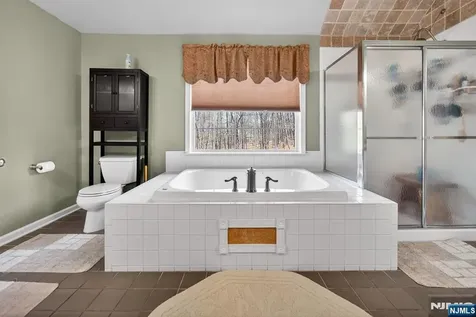 15 Hidden Valley Road Newton NJ 07860