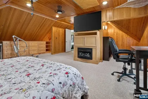 15 Hidden Valley Road Newton NJ 07860
