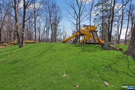 15 Hidden Valley Road Newton NJ 07860