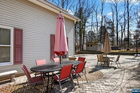 15 Hidden Valley Road Newton NJ 07860