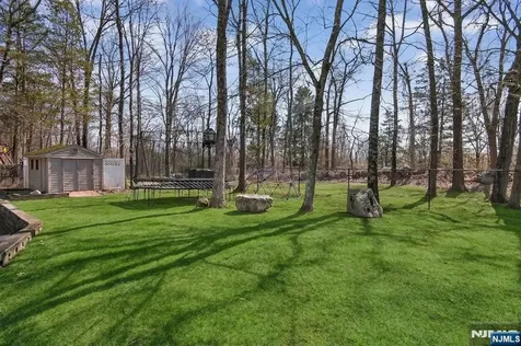 15 Hidden Valley Road Newton NJ 07860