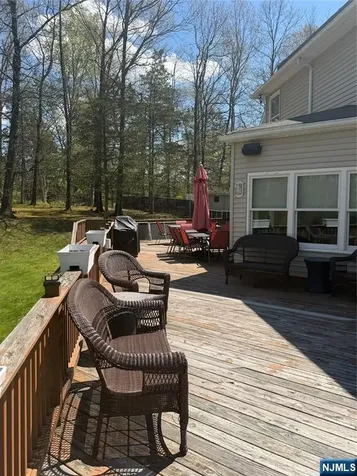 15 Hidden Valley Road Newton NJ 07860