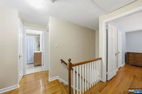 46 Oakley Terrace Nutley NJ 07110