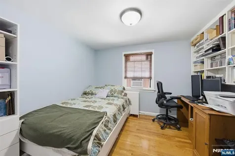 46 Oakley Terrace Nutley NJ 07110