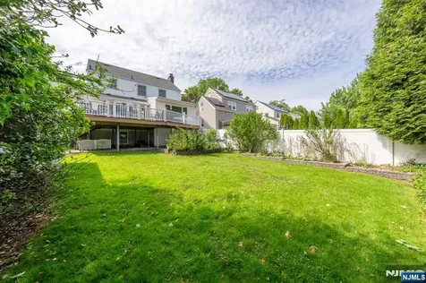 46 Oakley Terrace Nutley NJ 07110